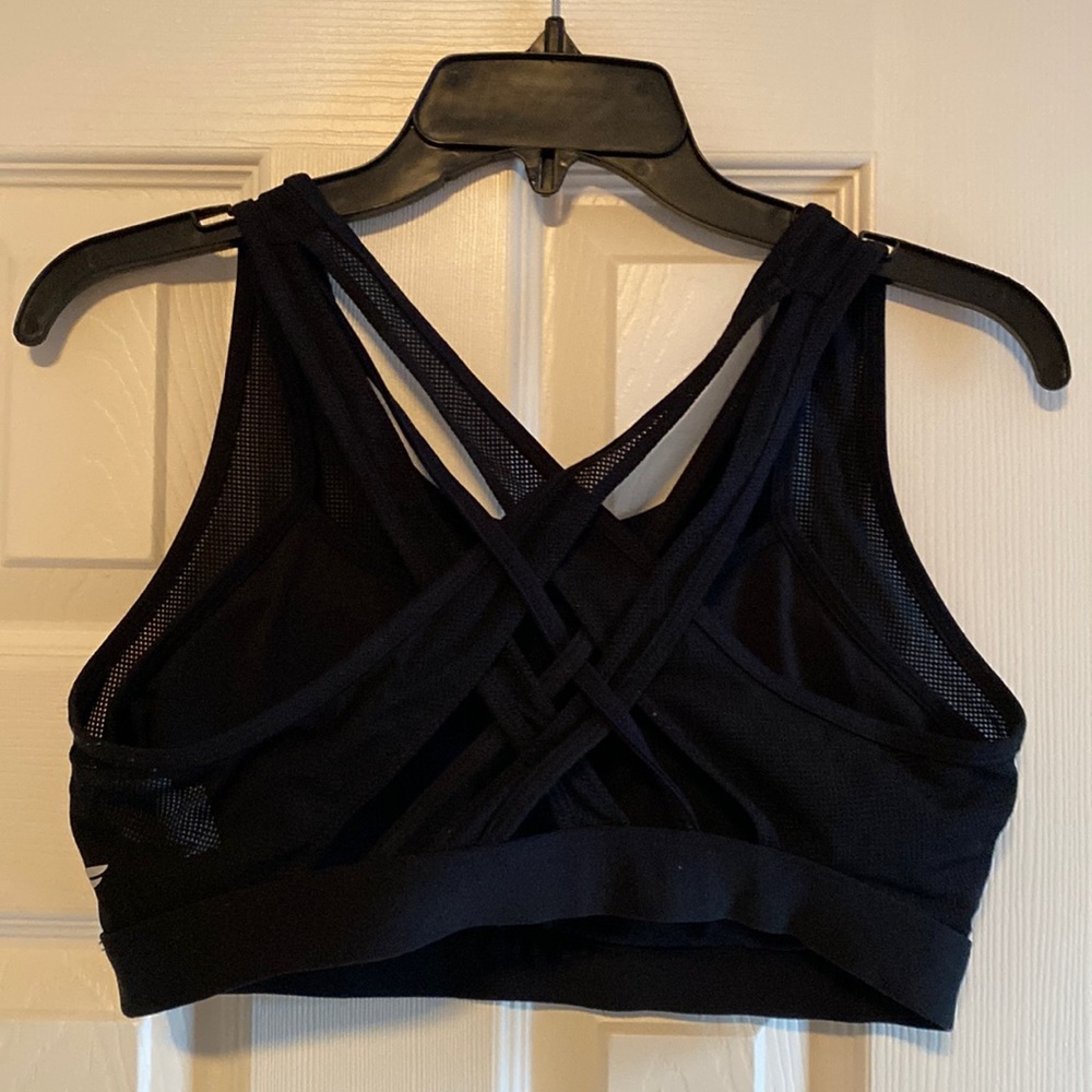 Black fabletics sports bra